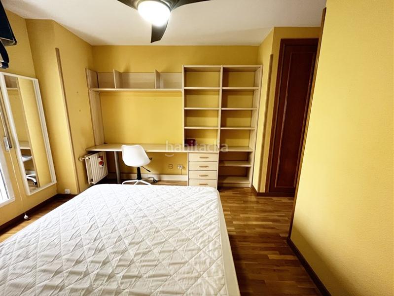 Foto 4e68992c-2a04-46e2-96b5-a4a9de5220f1. Rent flat with heating parking pool in Marroquina Madrid