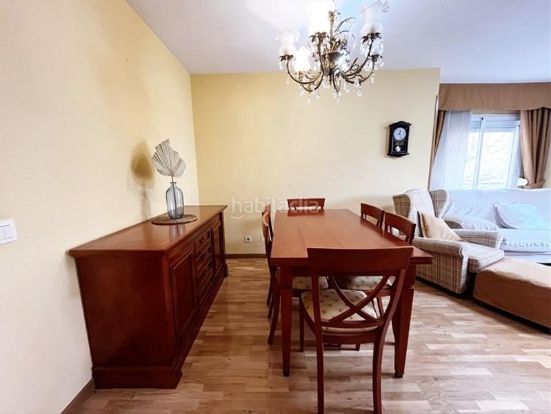 Foto b6e6ac5e-1524-4fbc-845b-9675bbf44439. Rent flat with heating parking pool in Marroquina Madrid