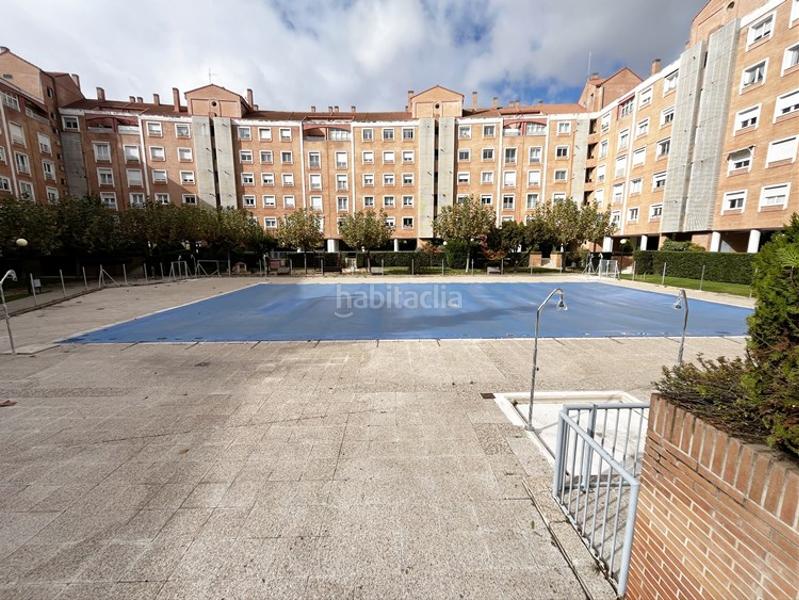 Foto 20121a94-eaa3-47c5-a9ff-82420bcae7c3. Lloguer pis amb calefacció aparcament piscina a Marroquina Madrid