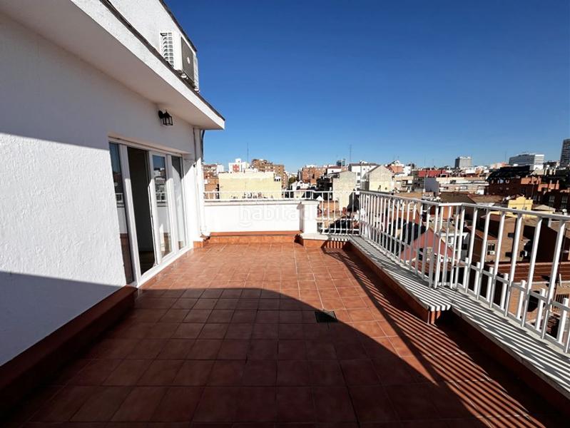 Foto 0d314d22-3e01-4bf2-83e7-57f8d04abfa2. Location attique avec chauffage dans Cuatro Caminos - Azca Madrid
