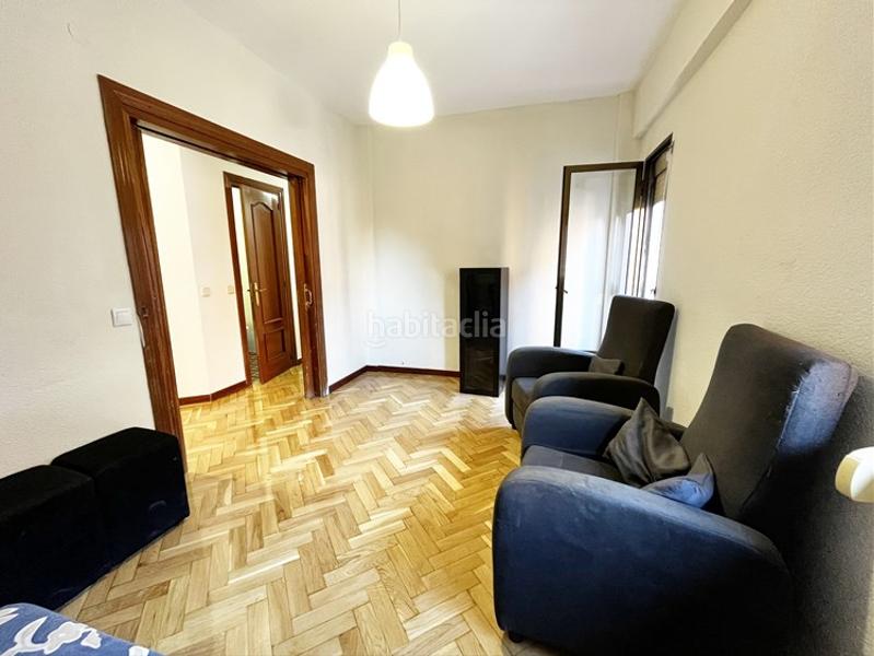 Foto 93b33e94-5dbf-451e-bd95-9178b85315aa. Location appartement avec chauffage dans Comillas Madrid