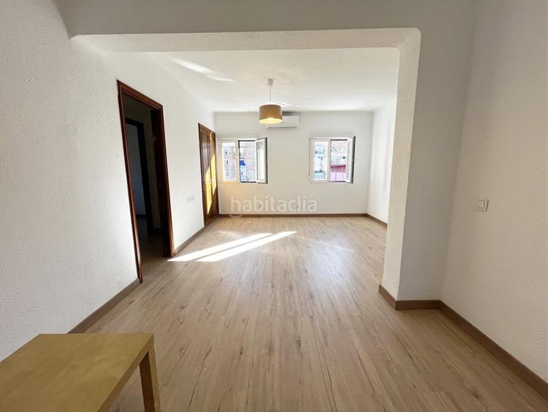 Foto d6ff6697-ed3f-487a-8323-52f8e1ab6aad. Miete etagenwohnung mit heizung in Simancas Madrid