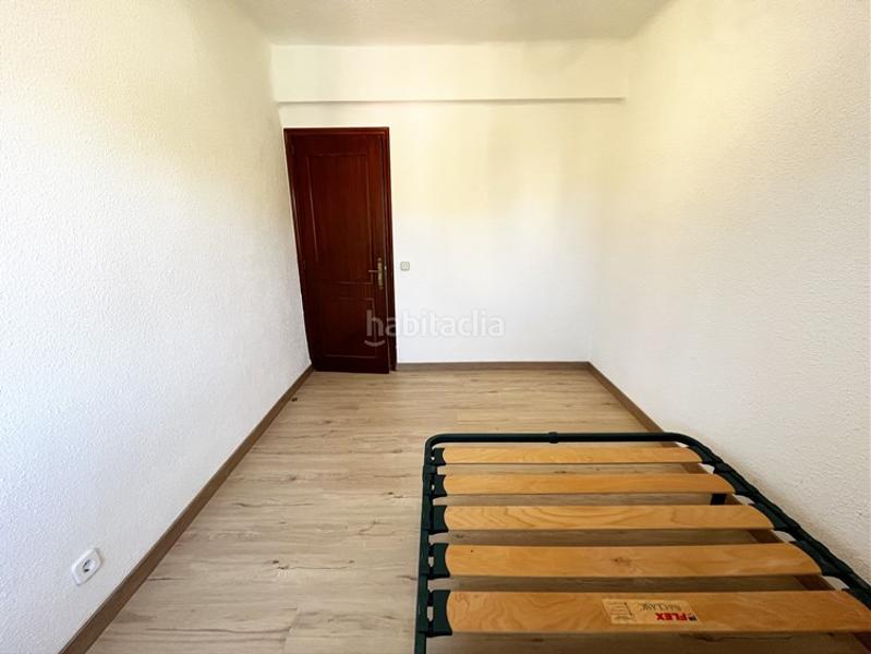 Foto 26635ad3-d274-4dd0-9e44-4eca19795e9d. Rent flat with heating in Simancas Madrid