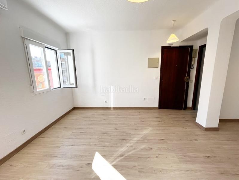 Foto 7dcf828c-b572-4430-b43a-e1f5e83c7f55. Rent flat with heating in Simancas Madrid