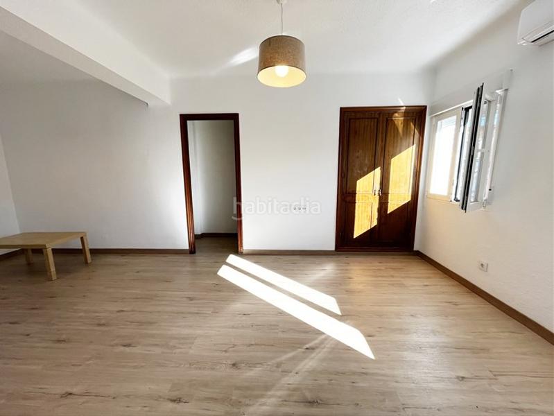 Foto dd16bb16-979c-4259-a8a5-188d1b8d7be7. Rent flat with heating in Simancas Madrid