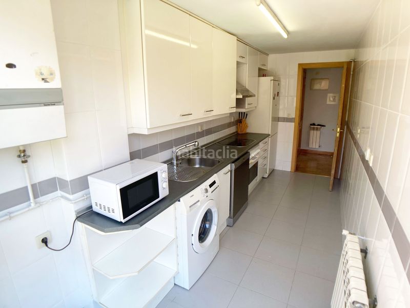 Foto a95210c2-a055-4191-8ca3-fdeb477f5ced. Alquiler piso en Palomas Madrid