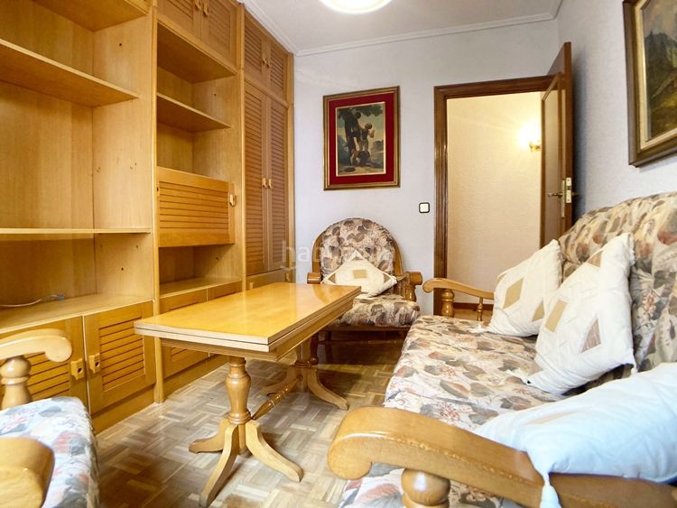 Foto c4f2118b-736c-49ee-b4d8-c2cd6c6f2a41. Piso en Simancas Madrid