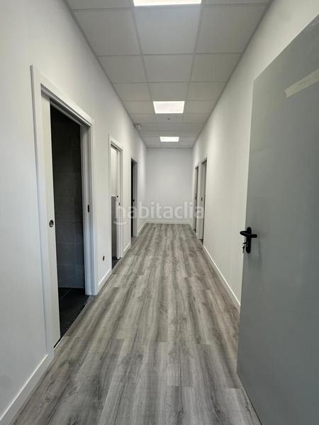 Foto aeb07c5b-31df-40e8-808f-4090ac13a358. Lloguer nau industrial a El Barral Ferial Coslada