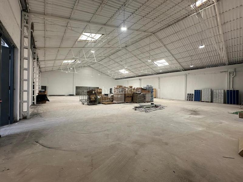 Foto 4fa8ca2e-4e05-45d4-b1eb-4d46bb898bf2. Location bâtiment à usage industriel dans El Barral Ferial Coslada
