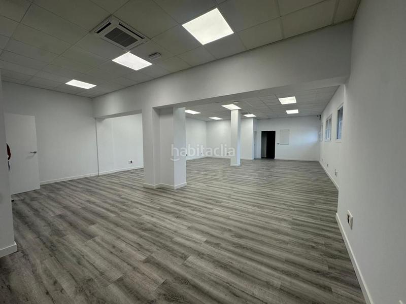 Foto 61f64370-74a1-410e-92ac-01c9166c72a6. Location bâtiment à usage industriel dans El Barral Ferial Coslada