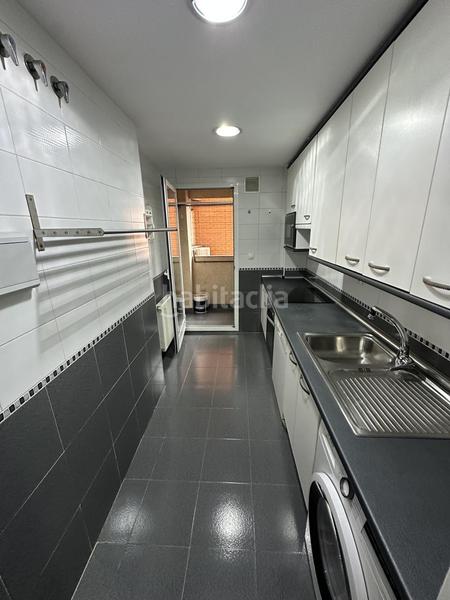 Foto 047e4848-7851-48d2-804a-3d24a0692381. Flat with heating parking pool in Fresnos I y II Torrejón de Ardoz