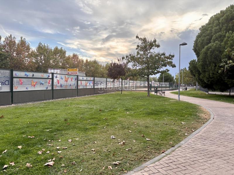 Foto b9d3aa8d-da8f-42ad-a925-cf7c4294f1f1. Pis amb calefacció aparcament piscina a Fresnos I y II Torrejón de Ardoz