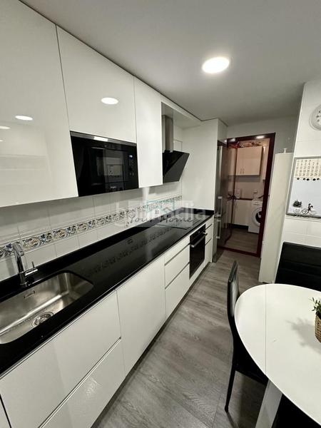 Foto 9291d1cd-7083-479f-8a2a-d328feab8ff9. Ground floor with heating parking pool in Virgen del Rosario Torrejón de Ardoz