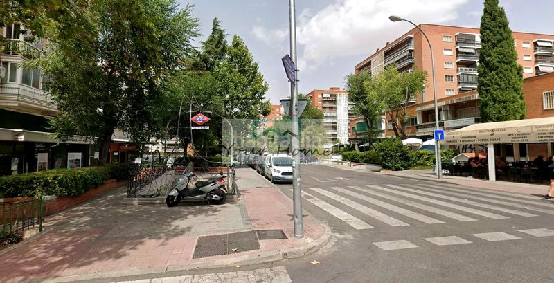 Foto f30fad49-8d39-4281-86a4-84be1bad12ed. Planta baixa amb calefacció a Pinar del Rey Madrid