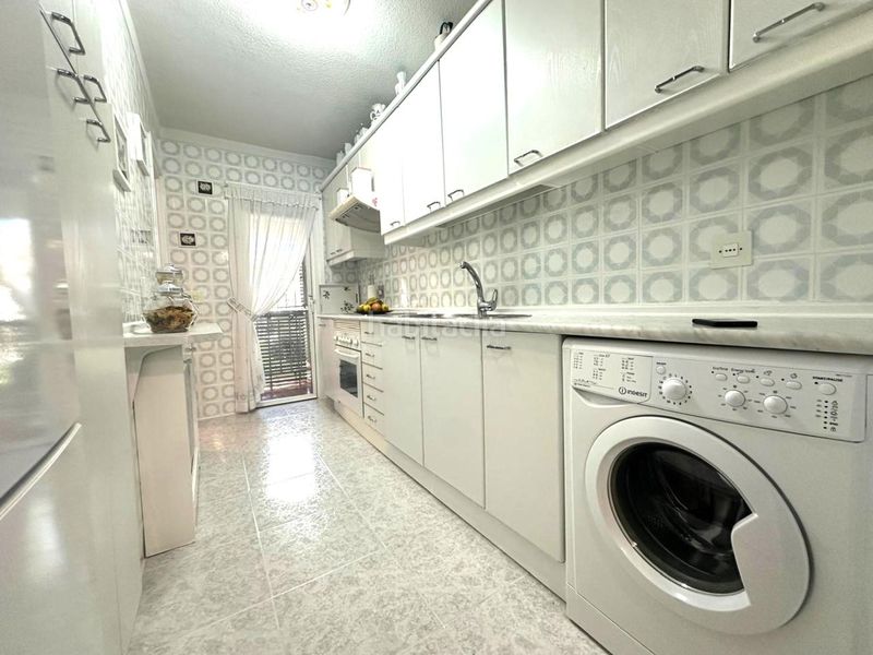 Foto fd2180aa-d1bb-46e7-a3c5-be61e589c0d0. Pis amb calefacció piscina a Veredillas Torrejón de Ardoz