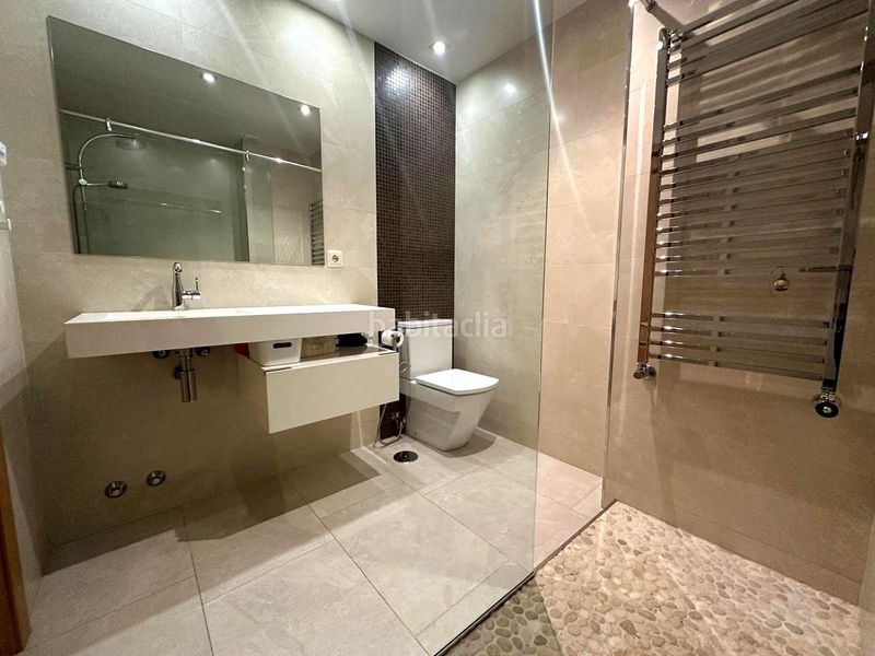 Foto e5f24b28-0fa4-488b-9f90-5fb396a1a968. Pis amb calefacció aparcament piscina a Val Alcalá de Henares