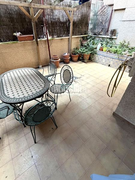 Foto 0027cd40-28b0-4e04-a337-d8bd58874c18. Planta baixa amb calefacció aparcament piscina a Torrejón de Ardoz
