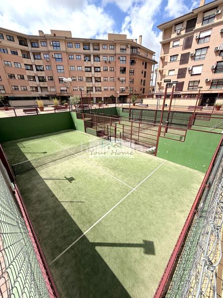 Foto 4258d3f3-9655-4532-bcdc-5407d82c4f14. Planta baixa amb calefacció aparcament piscina a Torrejón de Ardoz