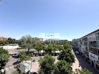 Etagenwohnung  Mármol. Nuevo piso reformado en calle mármol