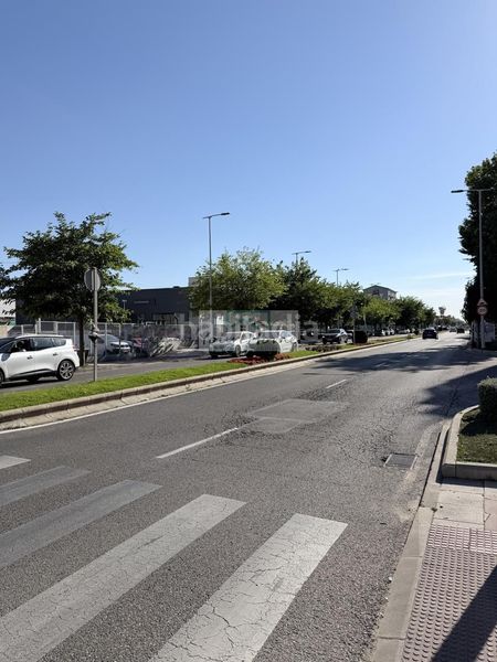 Foto c8e46342-d21f-45fa-8d17-c96cda517358. Pis amb calefacció aparcament a Juncal Torrejón de Ardoz
