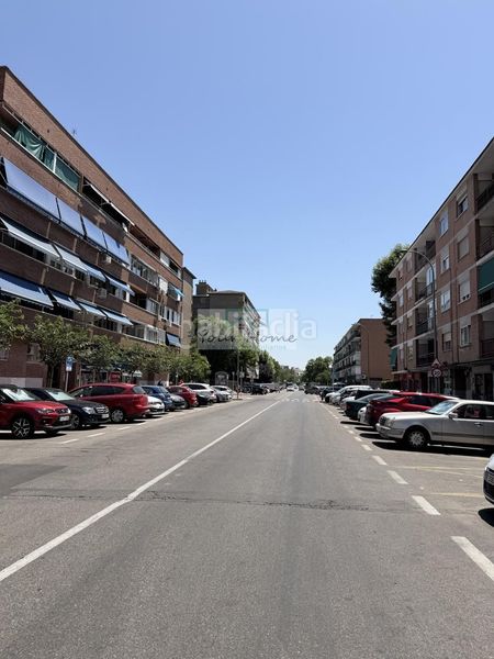 Foto bd102017-a233-44a9-91f3-f203cb2d27f8. Planta baixa amb calefacció a Veredillas Torrejón de Ardoz