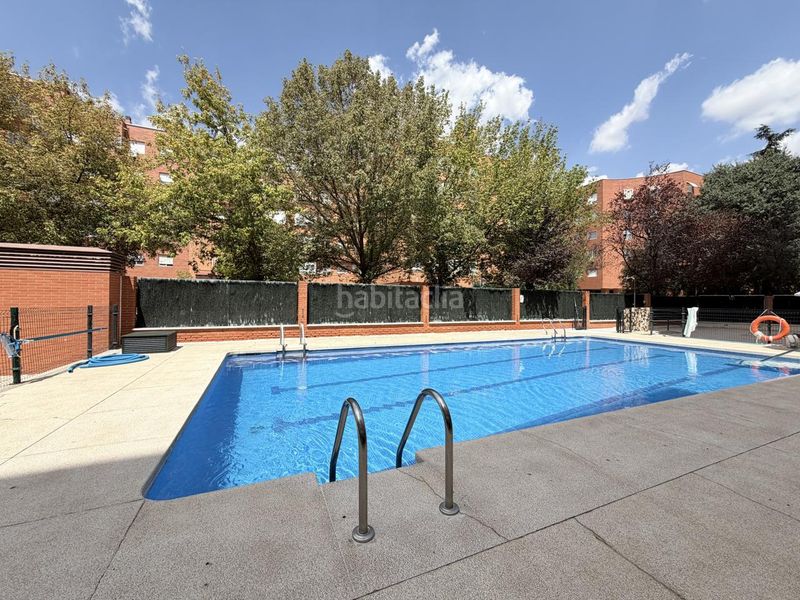 Foto d2667616-fedb-4f9b-b6b0-d1f68d659718. Pis amb calefacció aparcament piscina a Saucar - Zarzuela Torrejón de Ardoz
