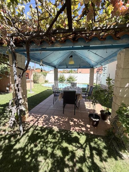 Foto e6c56e0d-1506-45fe-b1d2-c685554082a7. Casa amb calefacció piscina a Loranca de Tajuña
