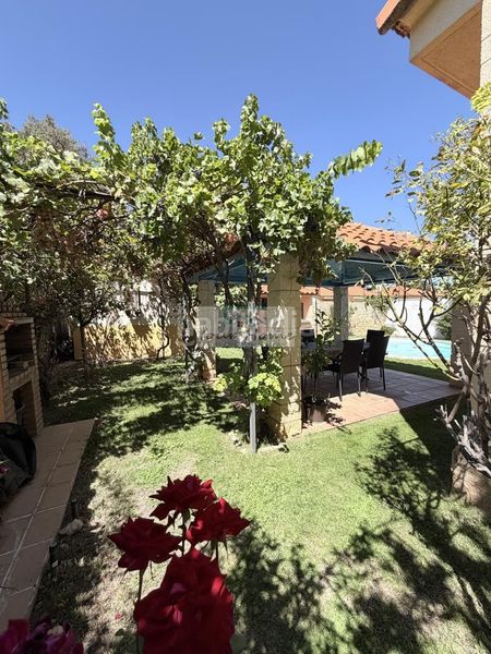 Foto fa737892-7cd9-47c3-b008-4043691a8480. Casa amb calefacció piscina a Loranca de Tajuña