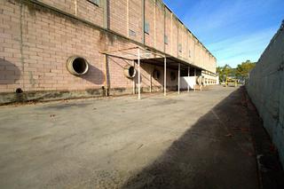 Nau industrial a Carrer can clapers 1. Nave junto carretera caldes