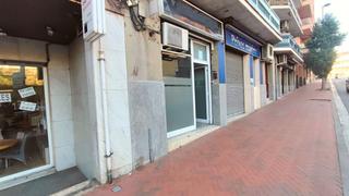 Lloguer Local Comercial  C-1413a. Local en paseo principal de sentmenat