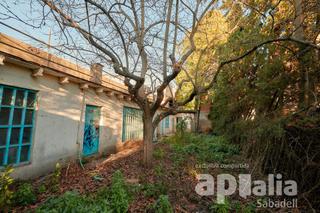 Casa adossada a Sentmenat. Casa de pueblo en venta en sentmenat, vallès occidental