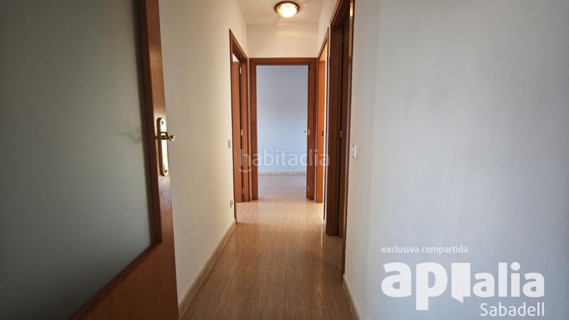 Foto 0af99cb6-31aa-4ef1-9b1c-83ea82fad3f8. Etagenwohnung mit heizung parking pool in Sentmenat