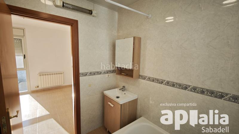 Foto 16868656-4a0b-49d0-afcf-a71da70b4b91. Etagenwohnung mit heizung parking pool in Sentmenat