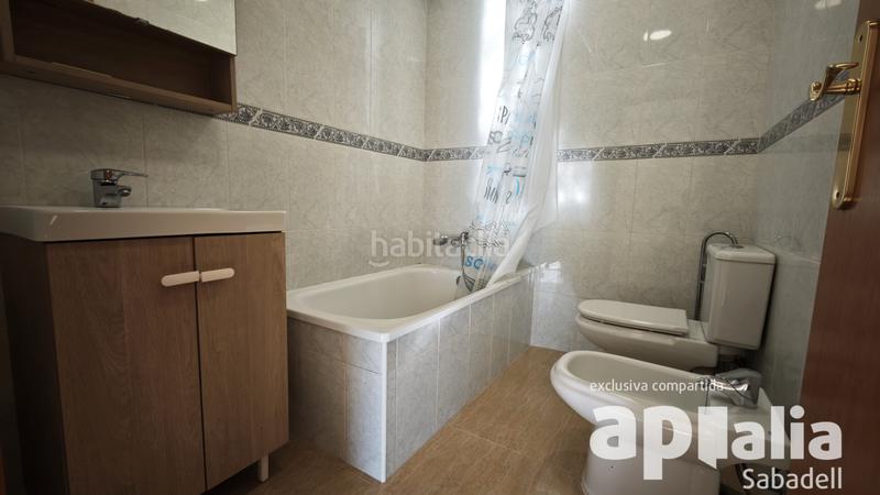 Foto e89df8cc-1a13-440e-8fc0-86d51c594f4f. Etagenwohnung mit heizung parking pool in Sentmenat