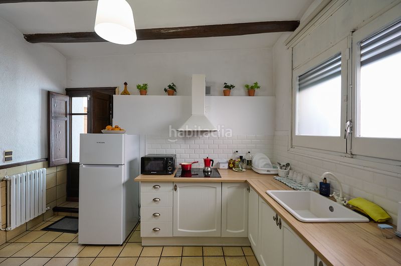 Foto ea1b4a44-35f3-4a54-be7d-668912fc5612. Casa amb xemeneia calefacció a Sentmenat