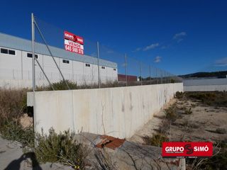 Solar industrial  Calle comunidad castilla mancha. Suelo industrial en el poligono ind. la esperanza de segorbe.