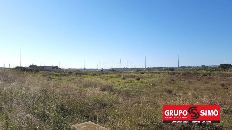 Foto b9eb2577-851a-4c7f-abb1-73db02c3bf65. Industrial plot in Picassent