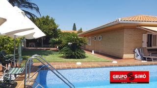 Chalet en Urbanizacin tancat del alter 7013. Chalet en la urb. tancat de lalter de picassent  ref. ig-287