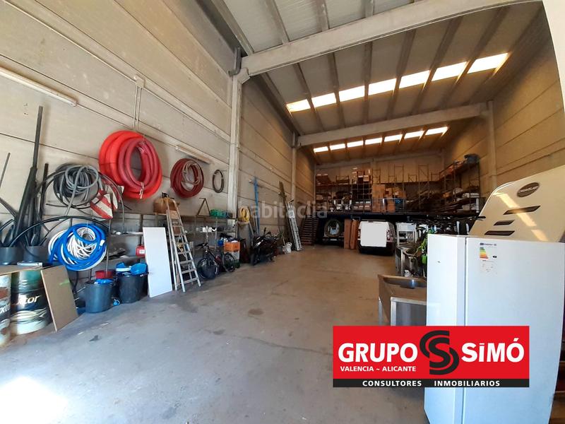 Foto db2988aa-4cdf-4ca8-b7d4-dce5ce9141a5. Capannone industriale in Picassent