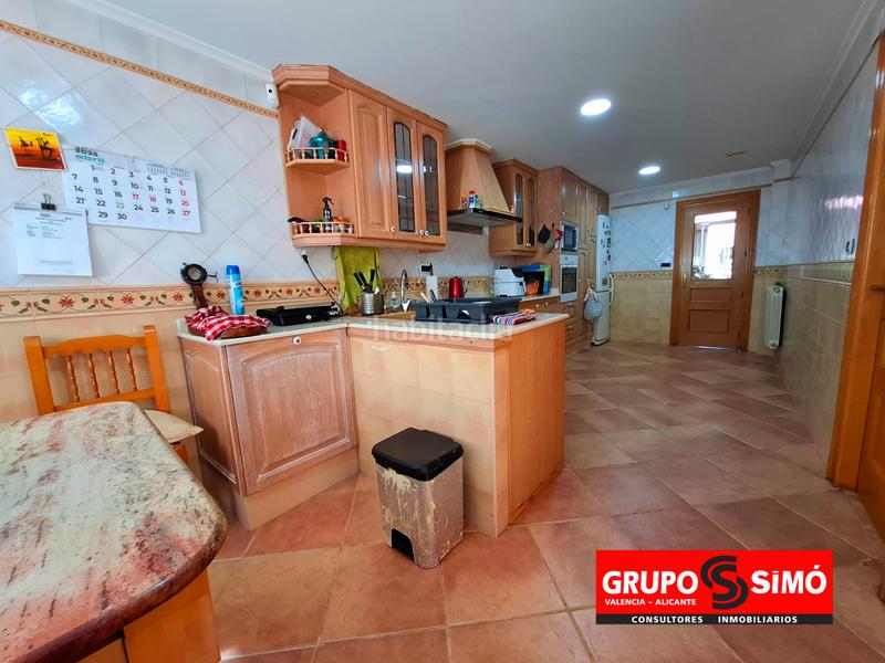 Foto 636c3c1b-0850-44d7-b01d-27dd2f9760fd. Chalet  en urb. colinas de venta cabrera – ref. cc-184 en Monserrat
