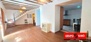 Casa adossada  Calle colón. Casa independiente en centro de manuel – ref. ig-355