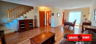 Lloguer Casa adossada  Calle azahar. Adosado seminuevo en loriguilla – ref. ig-378