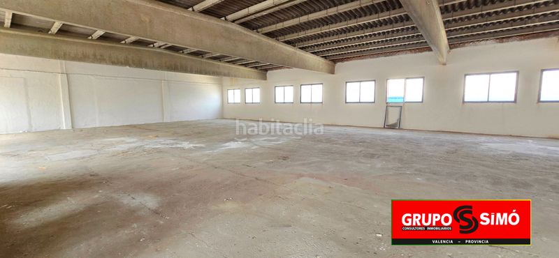 Foto ddd37cf7-56a2-46ed-8924-ad9eff04f025. Nave industrial  en el poligono dels codonyers – ref. ig-395 en Picassent