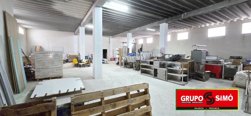 Foto ec02a6d4-9254-467f-9847-f983c3f7046c. Nave industrial  en el poligono dels codonyers – ref. ig-395 en Picassent