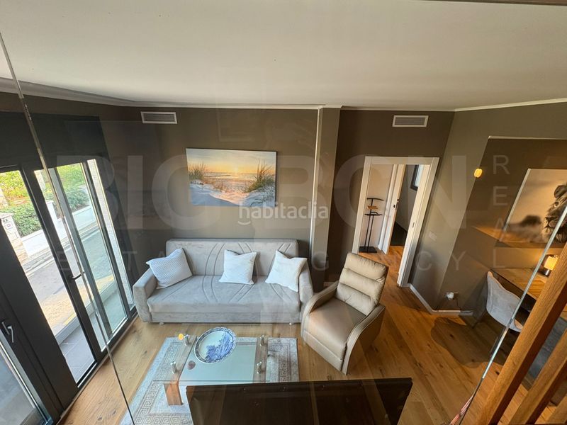 Foto 0ed768bd-2a72-46f7-8ea8-4839bf64ce38. Casa adossada amb calefacció aparcament piscina a Esplugues de Llobregat