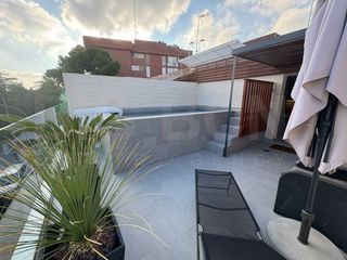 Casa adossada a Carrer de la Bonavista