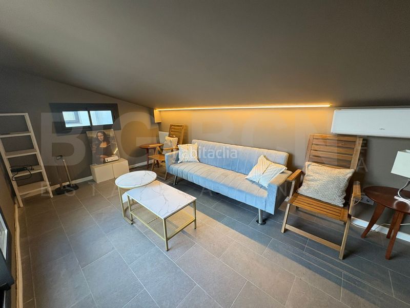 Foto da90b733-1211-45ac-b212-390165ec8de4. Casa adossada amb calefacció aparcament piscina a Esplugues de Llobregat