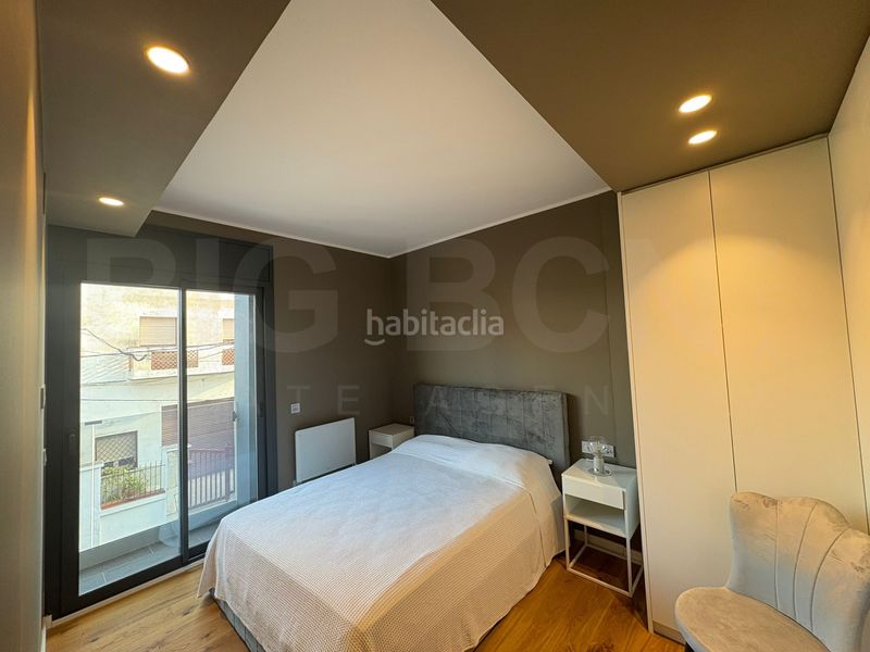 Foto fb110b66-ee99-4ca6-8761-6dcb9eae65f6. Casa adossada amb calefacció aparcament piscina a Esplugues de Llobregat