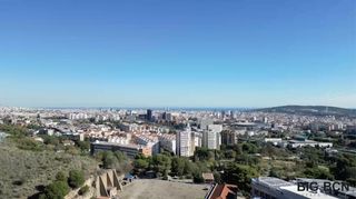 Xalet a Carrer d'amadeu vives 11. Chalet obra nueva