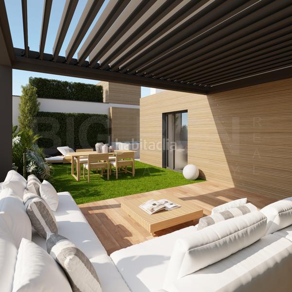 Foto c237ac0a-ad15-4283-9bd8-e901c3d13917. Casa a avinguda dels traginers 30 a Finestrelles Esplugues de Llobregat